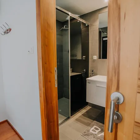 Hedona Vineyard Apartment *